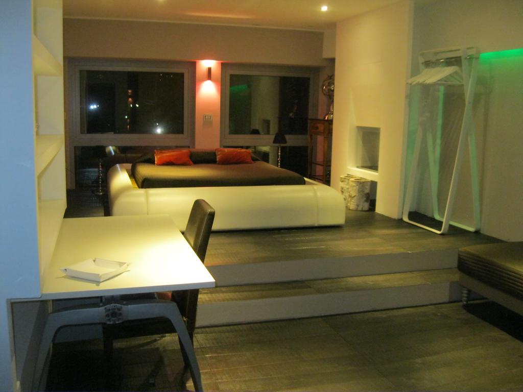 A14 Business Suite เซสโต ซานโจวันนี ห้อง รูปภาพ